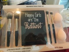 Mini Makeup Brush Travel Set--Happy Girls are the Prettiest--7 Pc Set-Brand New