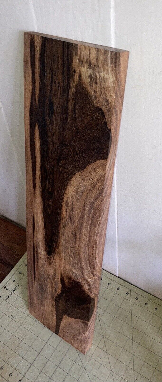 Picture 1 of 6
