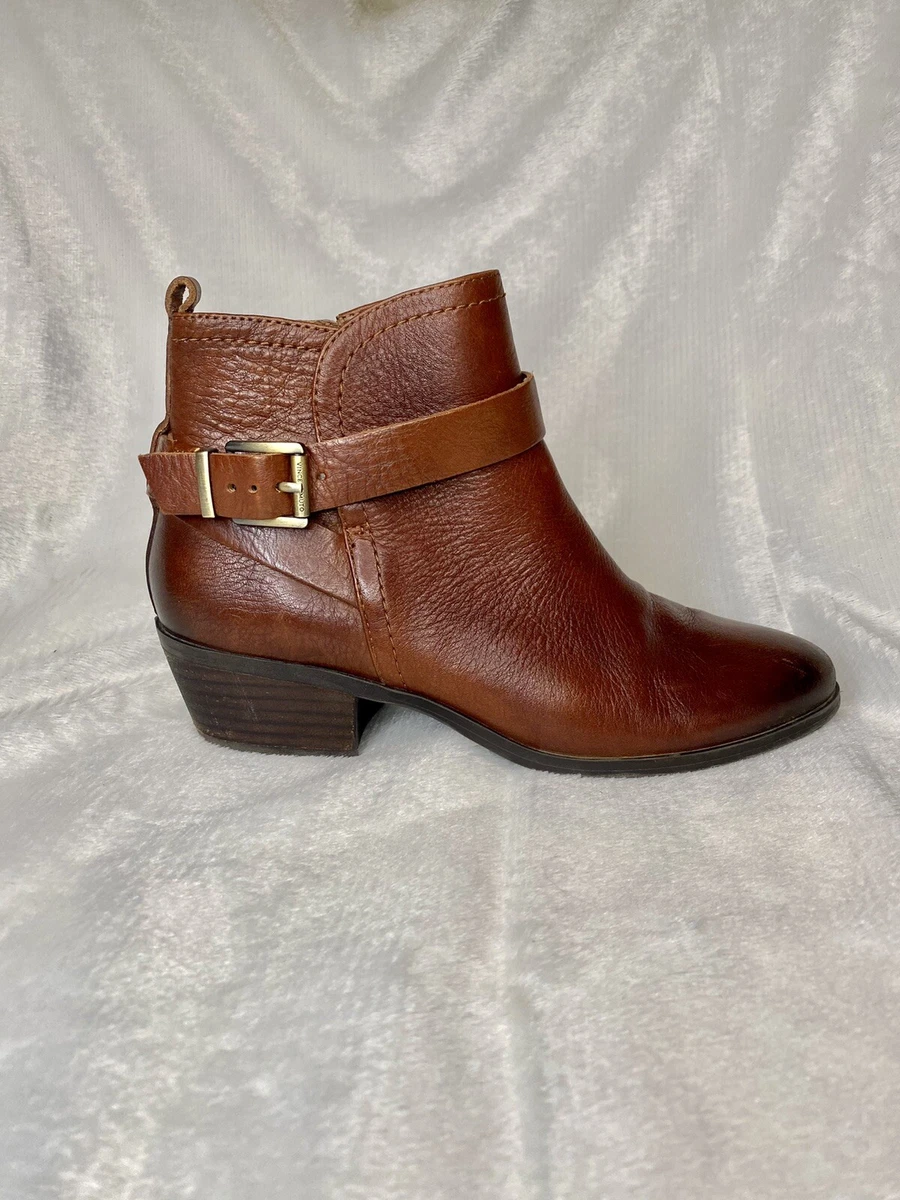 Vince camuto peamer 2025 leather booties