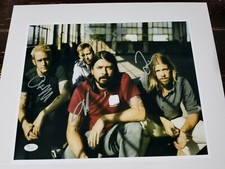 Photo RP 8x10 signée Foo Fighters - Livraison gratuiteN !