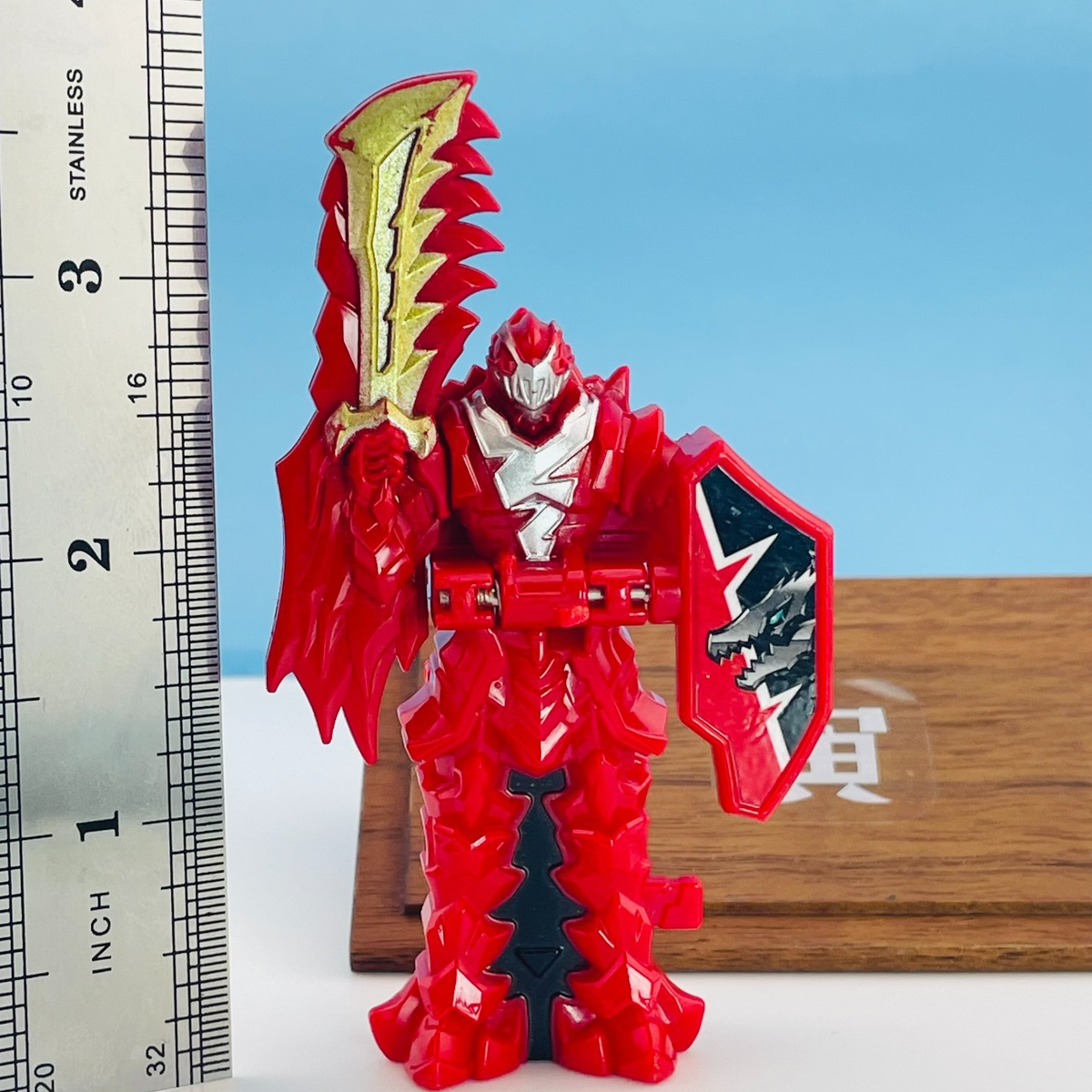 BANDAI Power Rangers Dino Fury Ryusoulger DX Ryu Soul Red Key