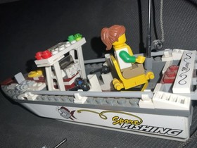(60147) LEGO City: Sport Fishing Boat Figure Included Incomplete Discontinued🚤