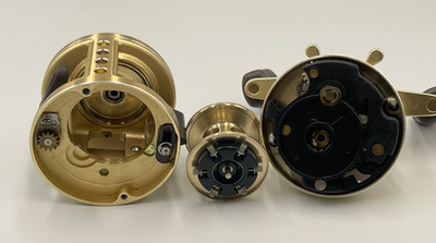 SHIMANO CALCUTTA 201XT ショートハンドル付き Shimano Calcutta 201XT Left-Handle Baitcasting Fishing Reel