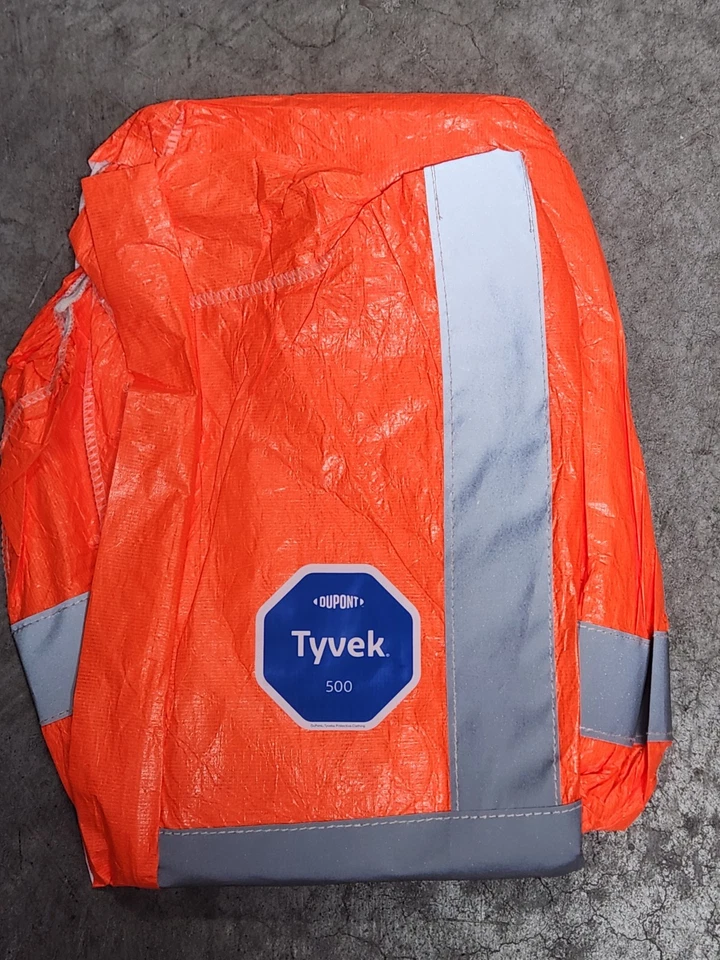 1 Suit DuPont™ Tyvek® 500 HV Coverall Model 125. Fluorescent Orange, Size: Small - Image 3 of 4