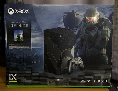 Barely used* Microsoft Xbox Series X Halo Infinite Limited Edition 1TB 4K HDR