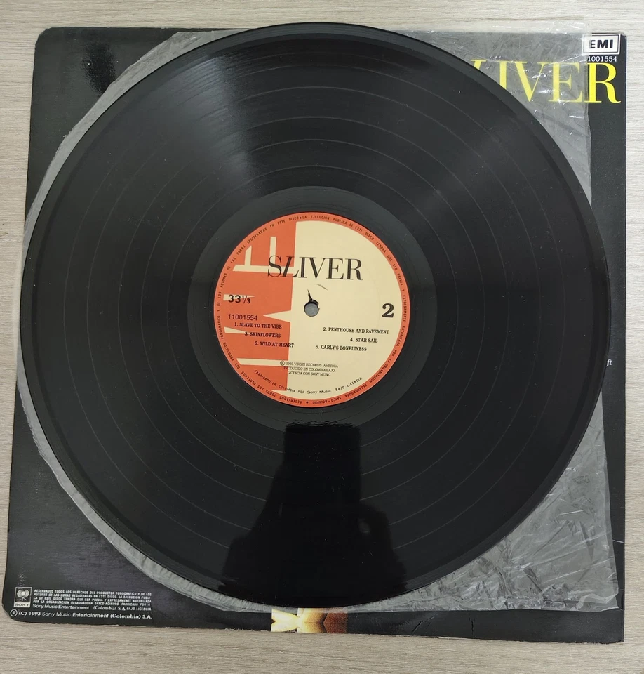 Silver- Soundtrack  RARE Massive Atttack UB40 colombia release NM 1993 - Image 2 of 2