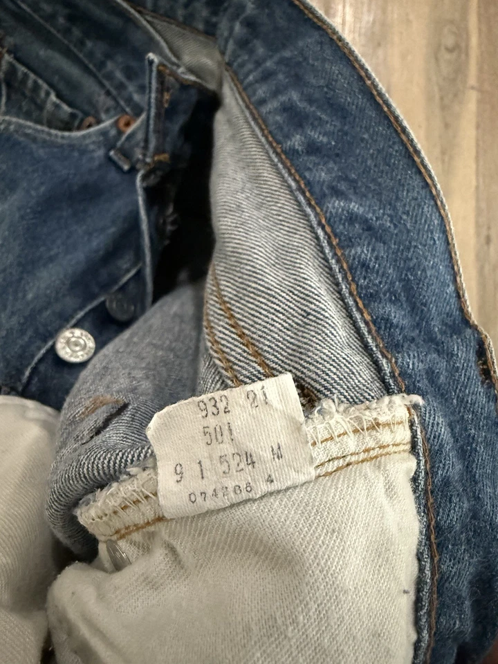 Vintage 70s Levi's 501 Selvedge Redline Denim Jeans 27x31 (24x27) - Image 4 of 4