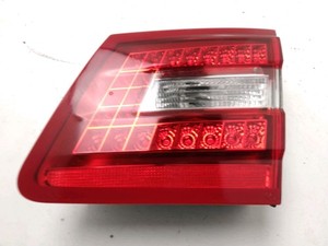RÜCKLICHT RECHTS INNEN Mercedes-Benz E Estate (S212) 2012 2128201064