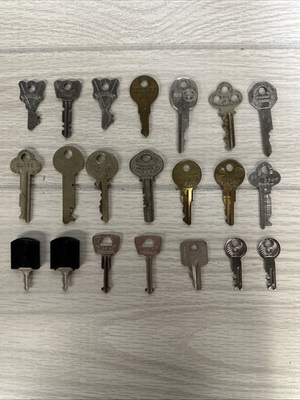 #ad #ad Vintage Set of 21 Unique Key Collectibles *See Description for Details* $8.25