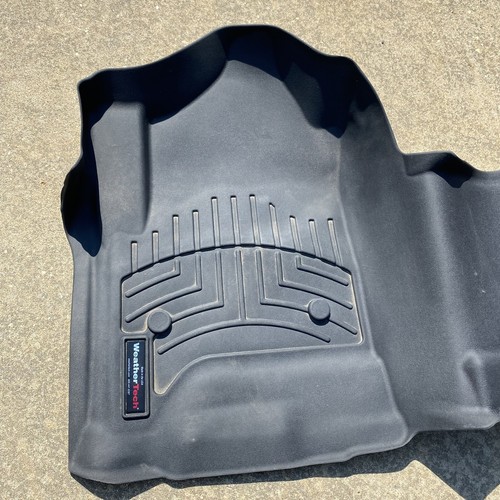 ALFOMBRILLAS WEATHERTECH SILVERADO SIERRA DOBLE CABINA PRIMERA 2A FILA NEGRAS 14-18 - Imagen 3 de 10