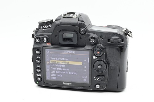 Nikon D7000 16.2MP Digital SLR Camera Body #575 - Picture 4 of 8