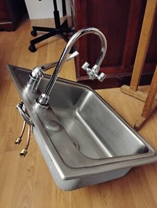 Ellay Eyewash Station Commercial Stainless Steel Sink with Eyewash Station.