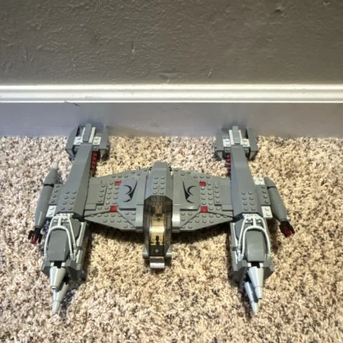 LEGO Star Wars Magna Guard Starfighter 7673 The Clone Wars 431 Pieces Minifigure