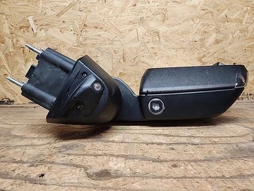 2020 2023 Chevrolet Silverado 2500  Right Side Mirror W/camara Used Oem 84753228