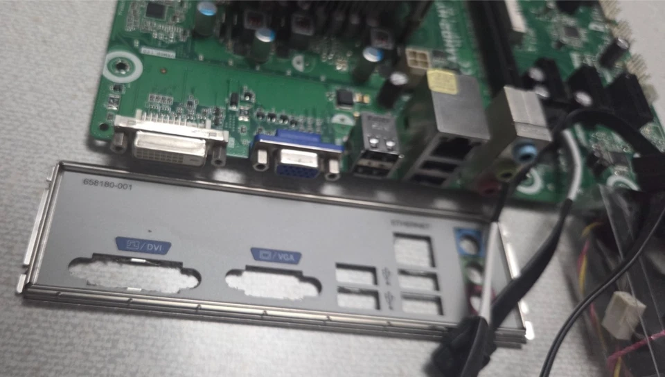 HP mATX AAHD2-HY Motherboard AMD A4-3400 2.7GHz CPU 3GB RAM HSF IOP SYS FAN - Image 2 of 4