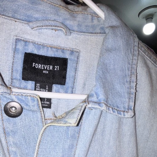 Forever 21 Men's Denim Jacket - product listing photo