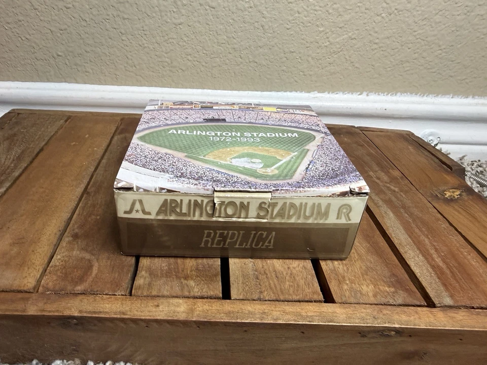 Vintage Texas Rangers Arlington Stadium 1972 - 1993 Replica - SGA - Image 3 of 4