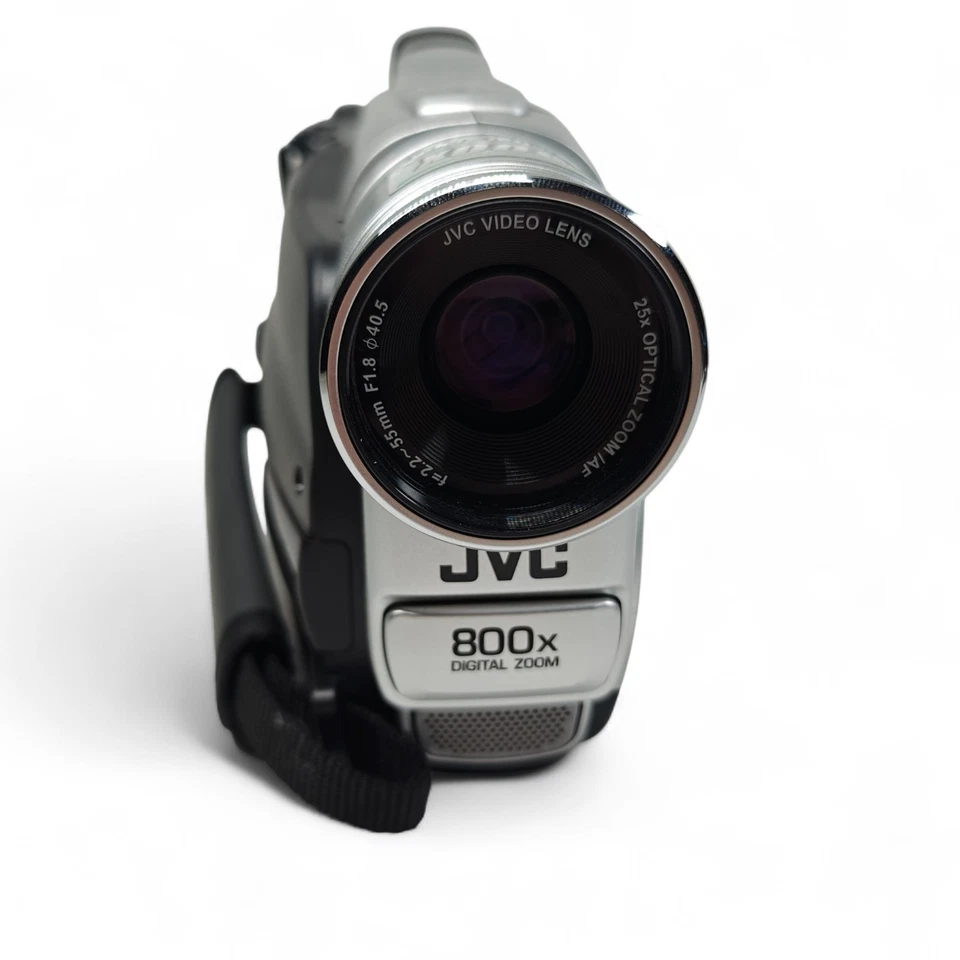 JVC GR-FX17 Camcorder VHSC 800x Zoom Analog Video Camera, Charger, Bag - Image 3 of 4