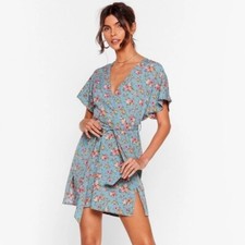 NASTY GAL Floral Split Hem Mini Dress NWT Size 2