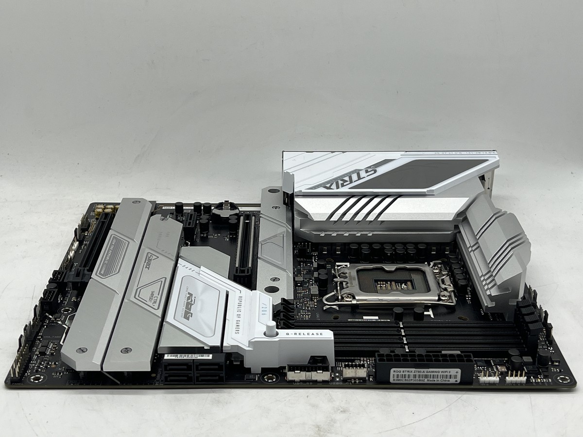 ROG STRIX Z790-A GAMING WIFI II ジャンク ASUS エイスース ROG STRIX Z790-A GAMING WIFI II 【PCIe 5.0