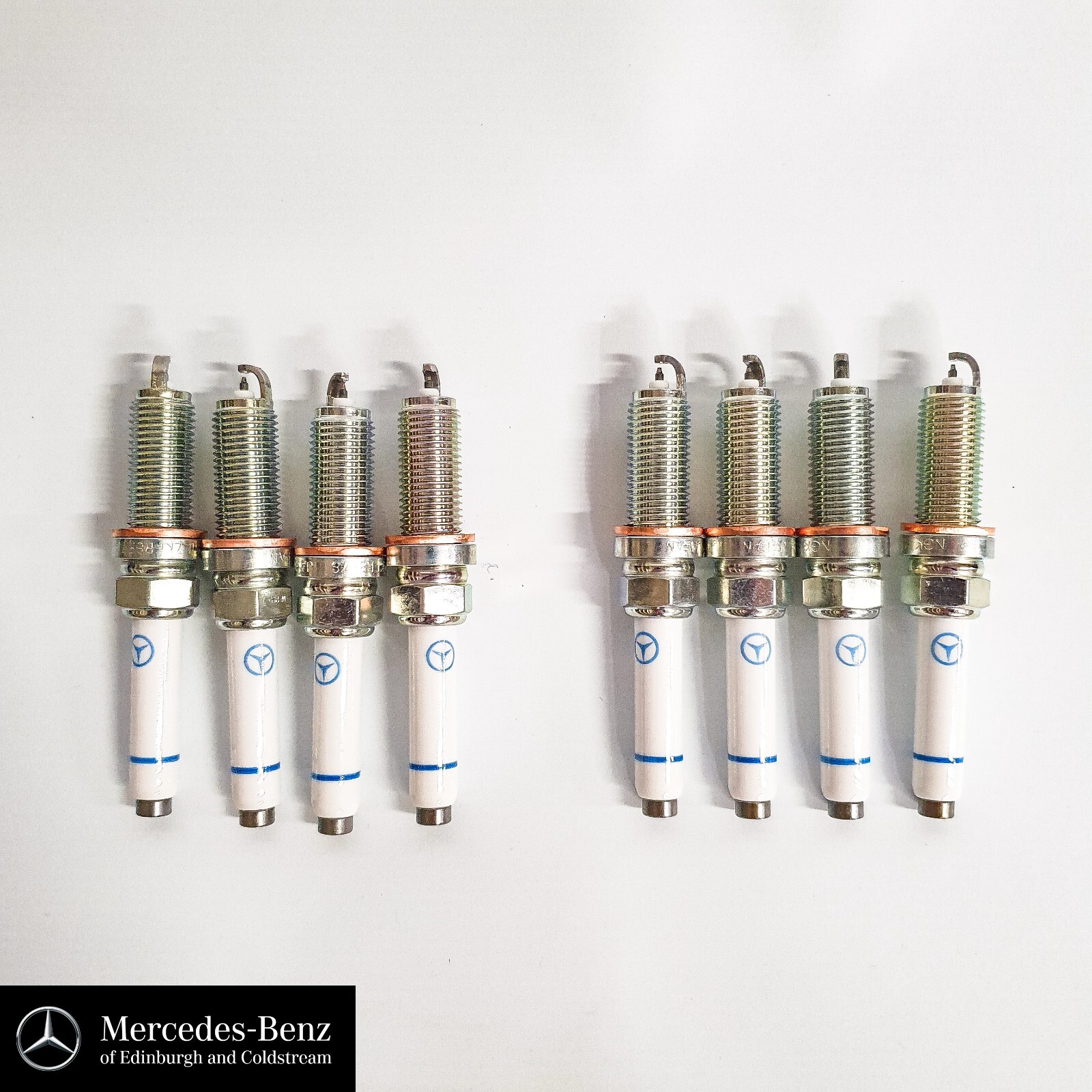 Genuine Mercedes-Benz Spark Plug Set of 8 A0001590500 463 G Wagon 