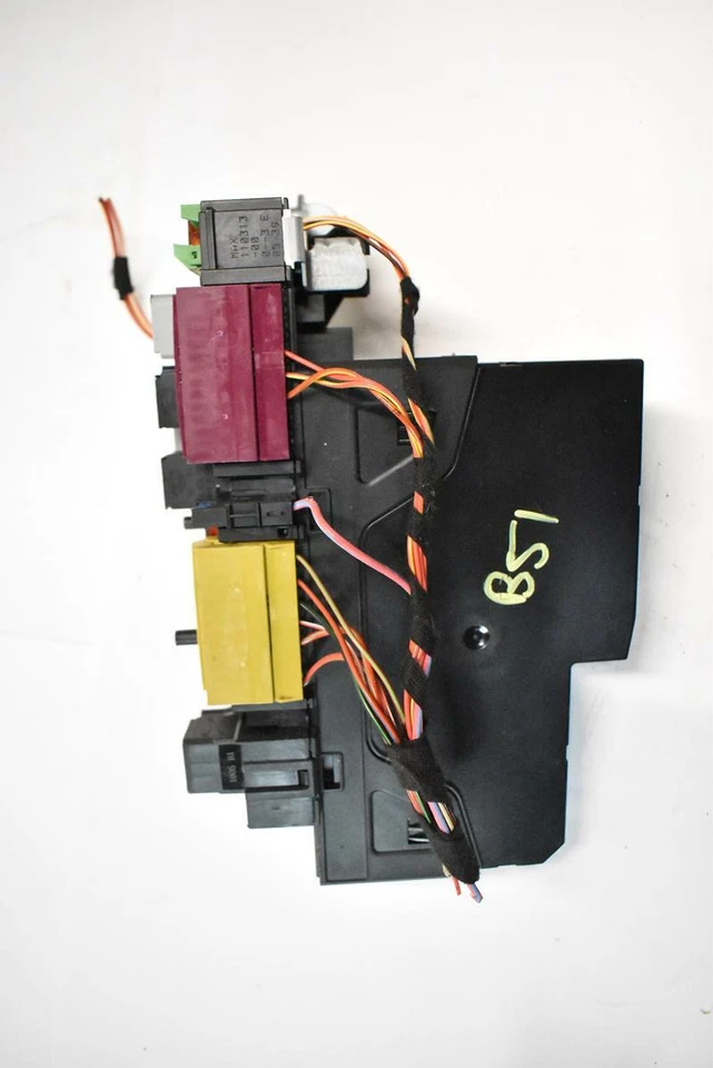 2011 Mercedes-Benz E350 Sedan  -  Rear Signal Activation Module  -  2129005001 - Image 2 of 4