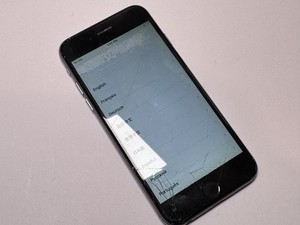 Apple iPhone 6 32GB Space Grau Entsperrt Gesprungenes Display