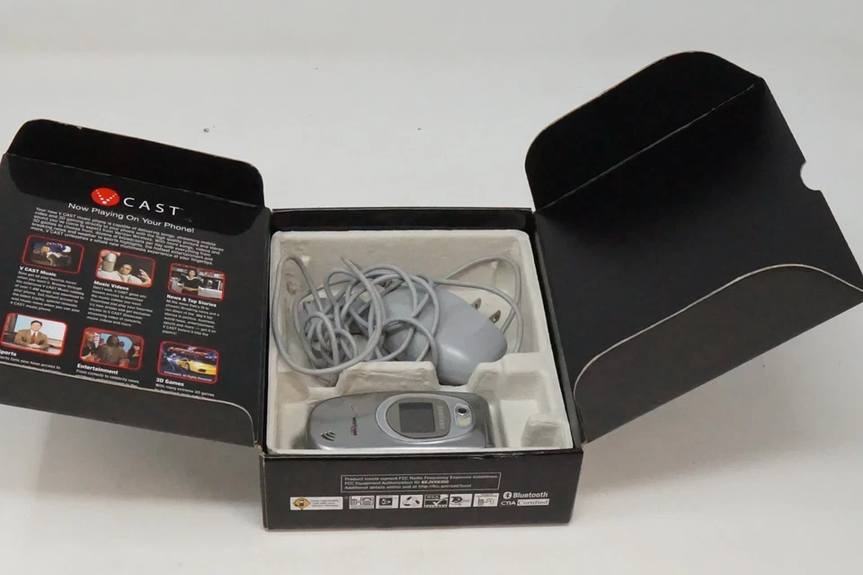 Celular flip LG VX8350 - Cinza e preto (Verizon) - Imagem 4 de 4