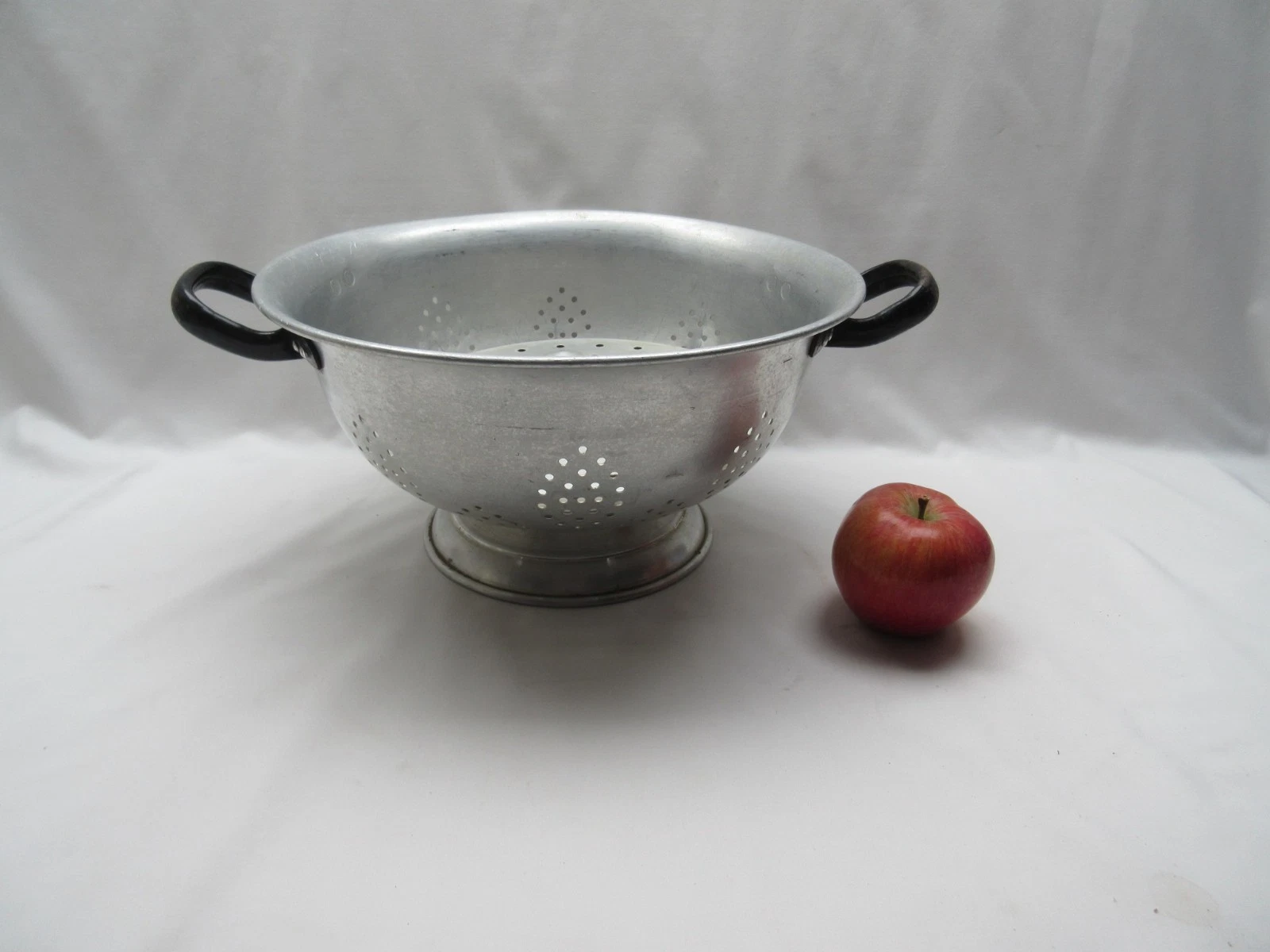 Vintage large robust aluminium colander strainer with drainer insert.