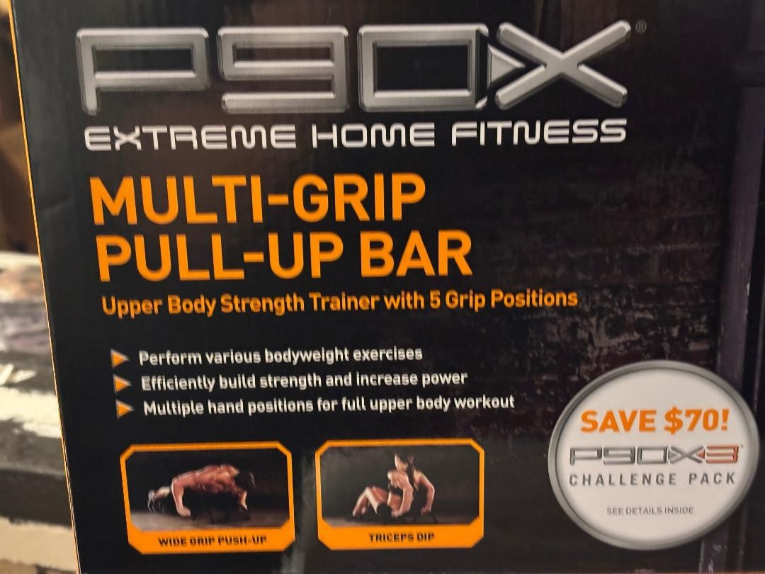 P90x Multi Grip Pull Up Bar (Brand New in the Box.)