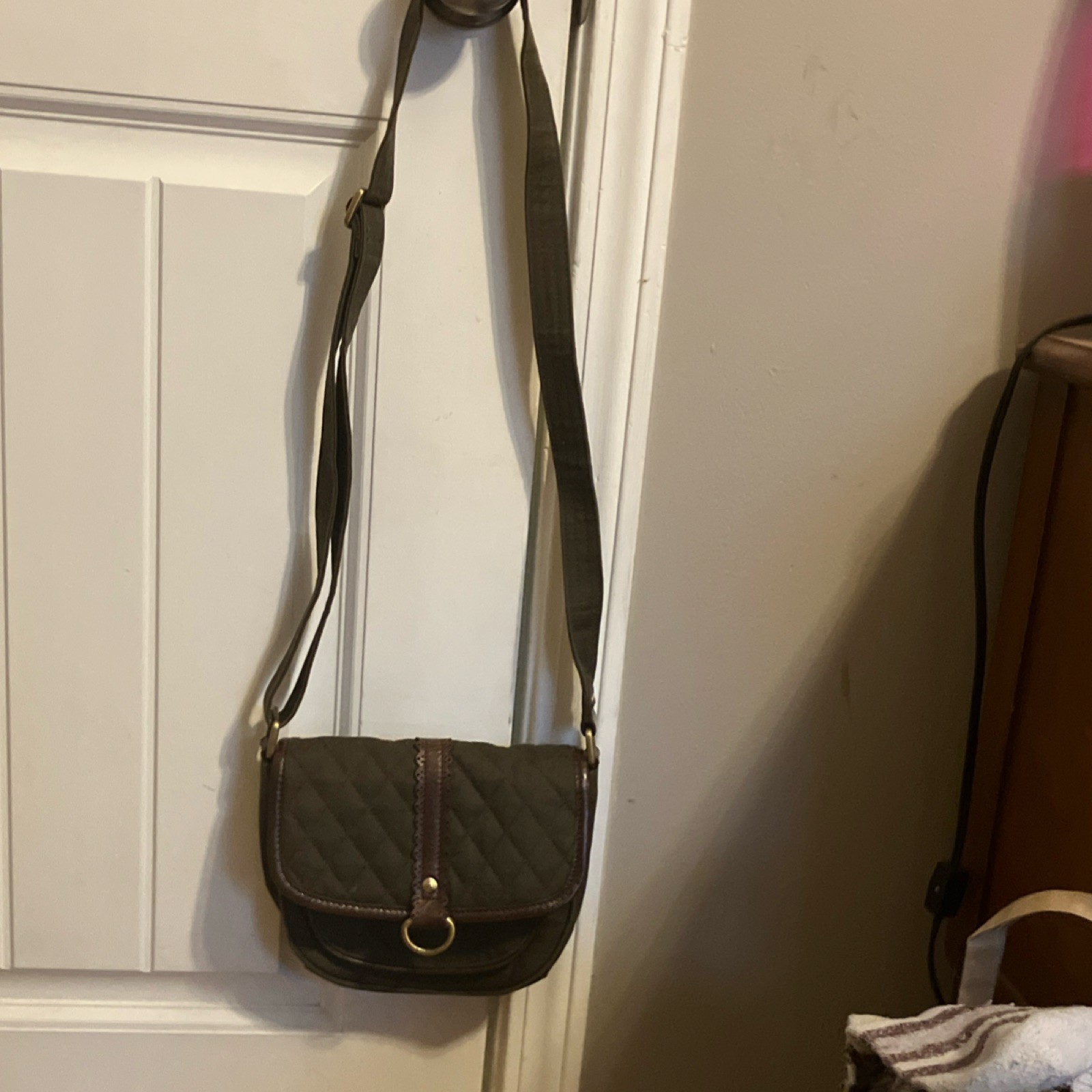 Vera Bradley Quilted Olive Green Shoulder Bag Brown Leather Trim Floral Lining