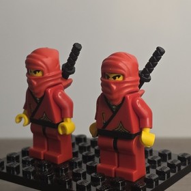 Lego Castle 2X Red Ninja Minifigure CAS050 Sets 3050, 3051, & 3052