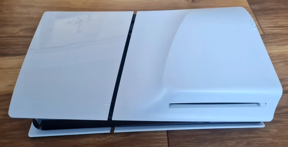 Sony PlayStation 5 Slim, photo 3 of 5