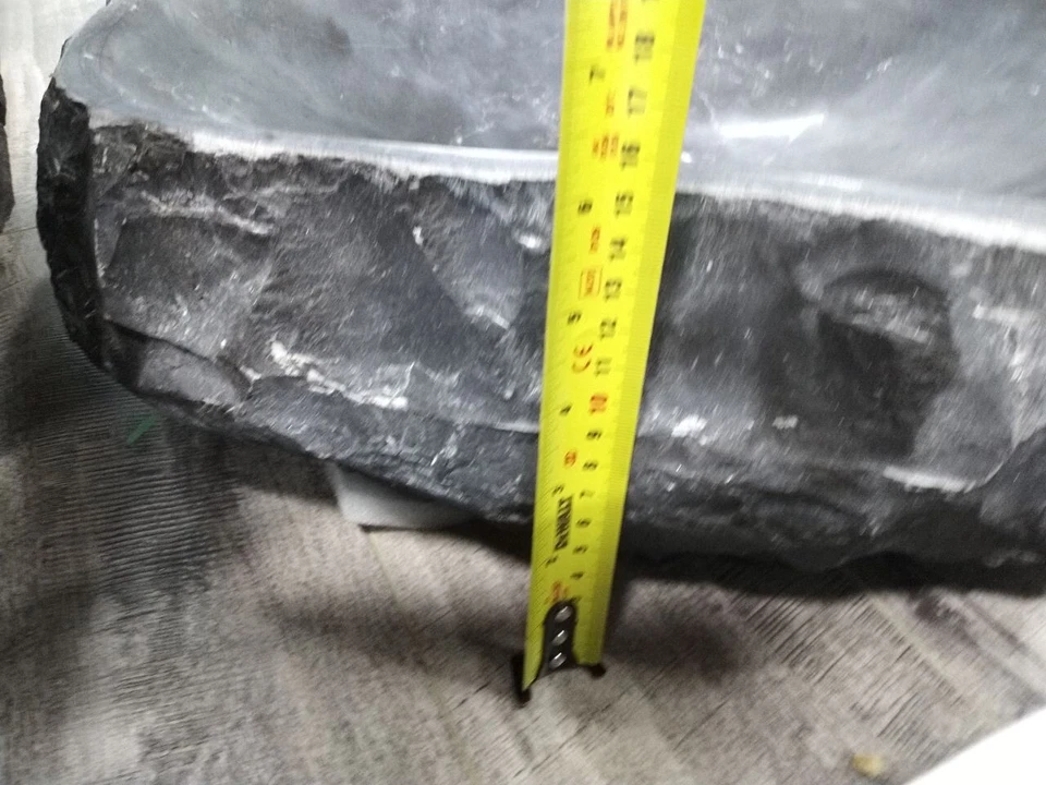 Fregadero de baño rústico con borde vivo lavabo recipiente recipiente piedra de mármol natural Foto 2 de 4