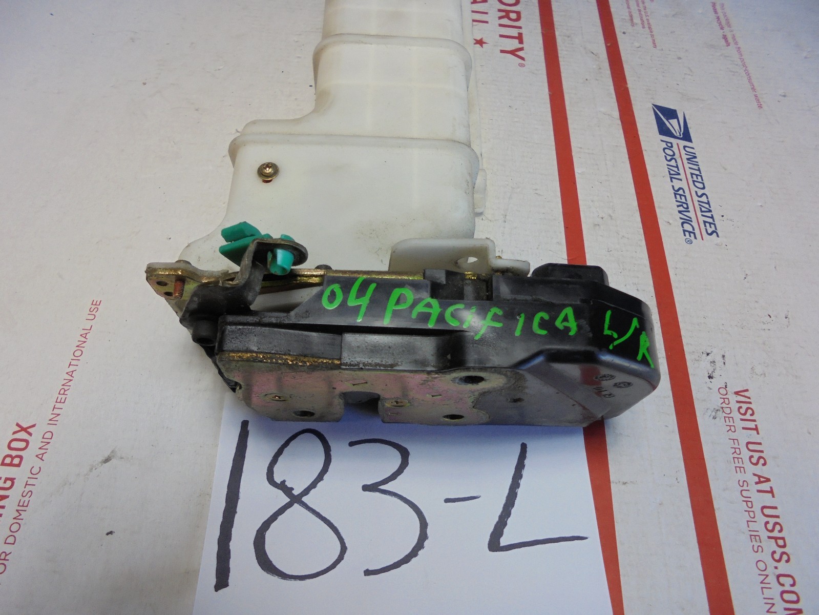05 06 07 08 Chrysler Pacifica Driver Rear Side Door Latch Power Lock #183