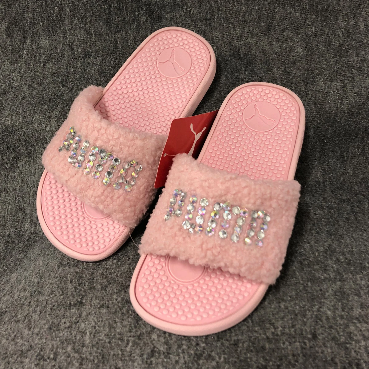 Pink cheap slippers puma