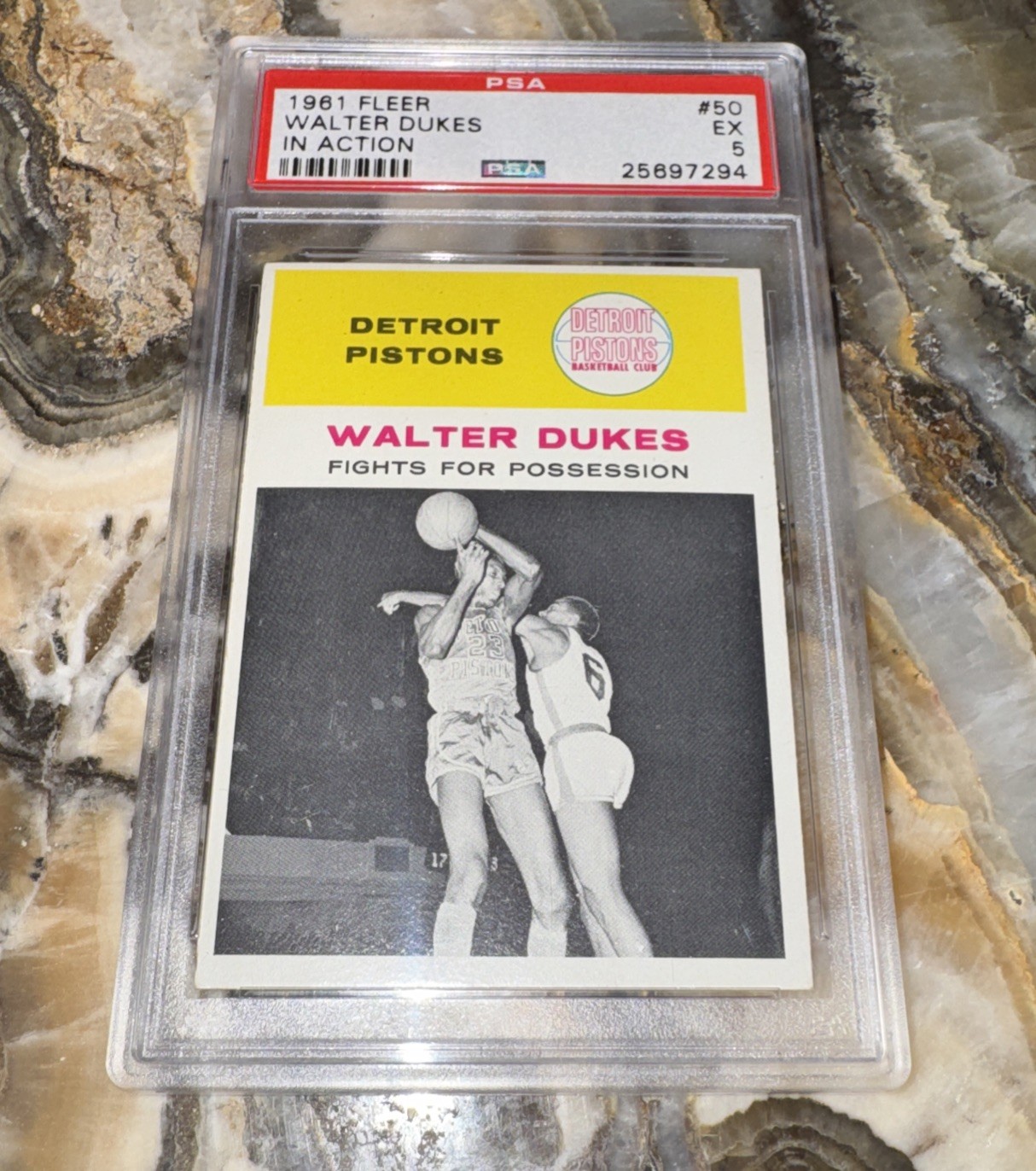 1961 Fleer #50 Walter Dukes In Action PSA 5 EX