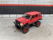1984 Jeep Cherokee Lifted 4x4 Truck 1/64 Diecast Custom Off Road Greenlight