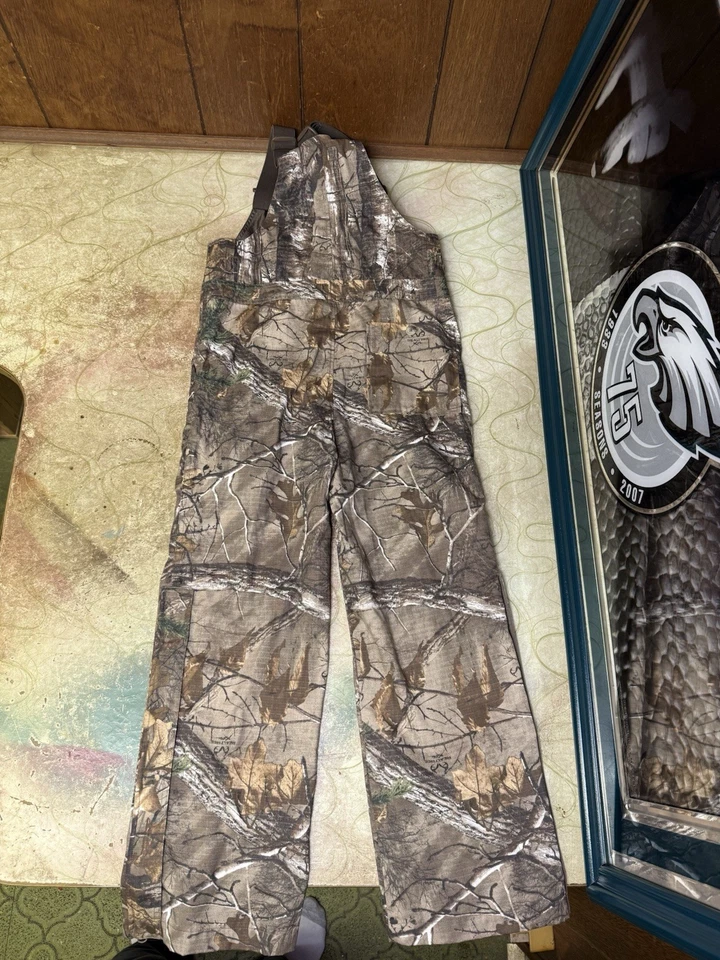 Field & Stream Camo Camouflage Overalls Bibs Sz Youth L Realtree new with tags - Image 3 of 4