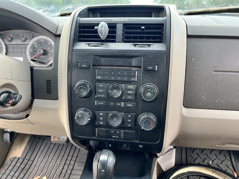 Hood Fits 08-12 ESCAPE 104871907 Foto 2 de 4