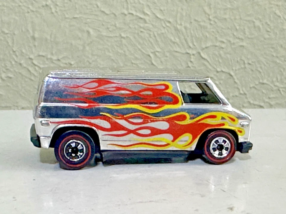 HOT WHEELS REDLINE GMC SUPER VAN SUPER CHROMES WITH FLAMES! EXTRA CLEAN! - Image 4 of 4