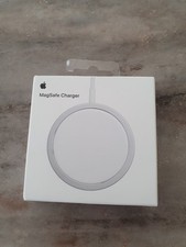 Apple MagSafe Wireless Charger - White