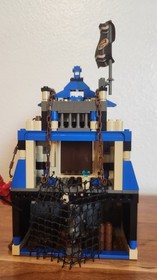 LEGO Castle: Ninja Fire Fortress (3052) - Complete with Instructions No Box