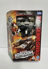Hasbro Transformers War for Cybertron Kingdom Deluxe Slammer
