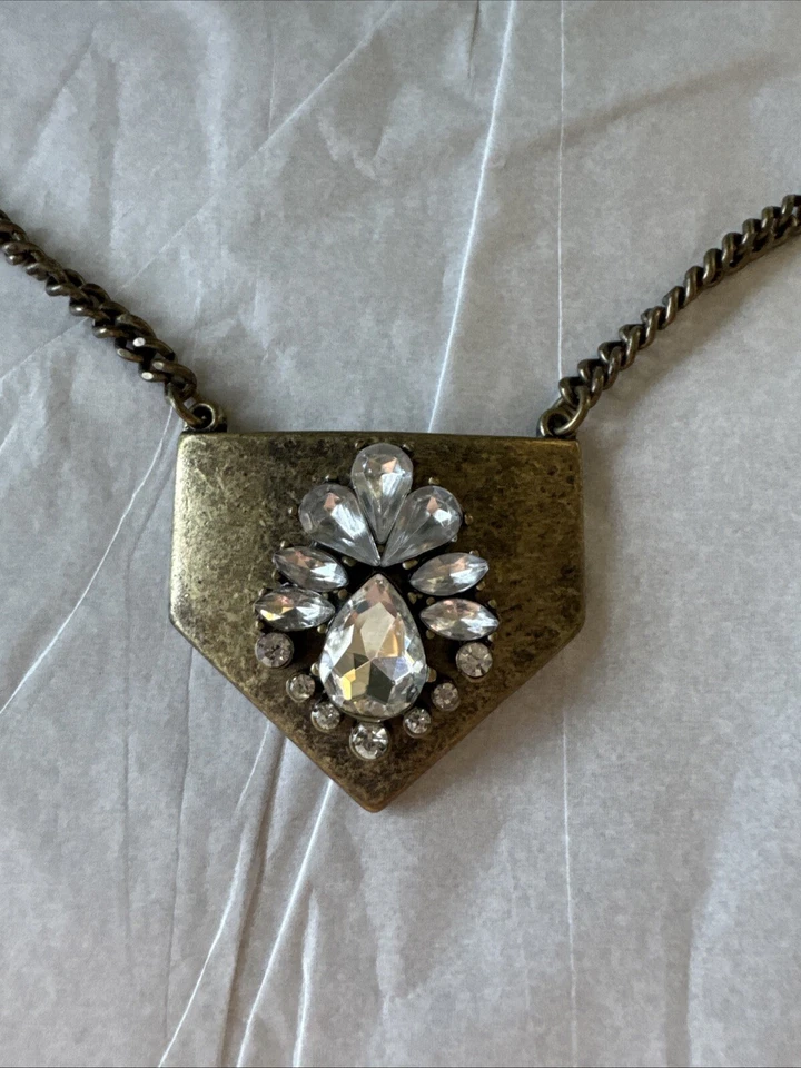 Antiguo collar colgante con pedrería Jules Smith dorado en capas Foto 4 de 4