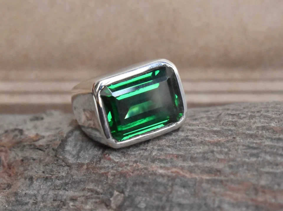 Genuine Emerald Signet Men's Ring Birthday Gift For Boys in 925 Sterling Silver - Image 4 of 4