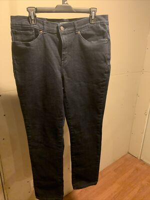 NWOT Levis Women s Classic Jeans Straight Leg Midrise Stretch W31 L30