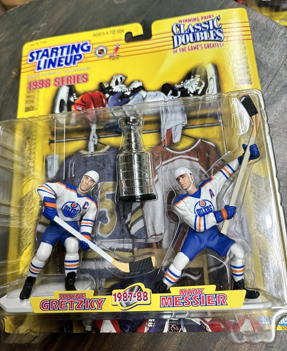 1998 Kenner Starting Lineup Classic Doubles Wayne Gretzky Mark