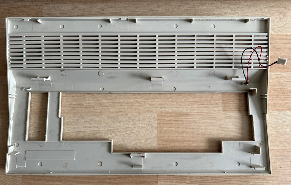 Commodore C64 C Case (Clips) Made in W.-Germany Ser.No.: 652944 #19 25 - Image 4 of 4