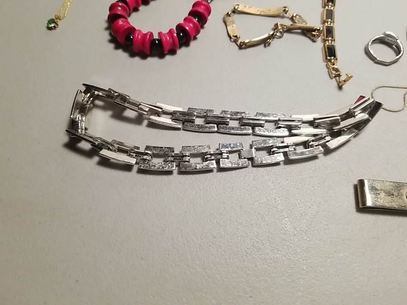 Jewelry Mixed Lot Of Woman  Everything You Need To Wear 